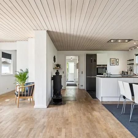 Danja - 1-7km From The Sea By Interhome